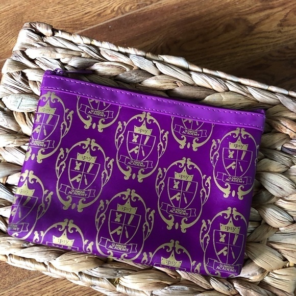 Ipsy Purple and gold Academy small cosmetic bag - Picture 1 of 3